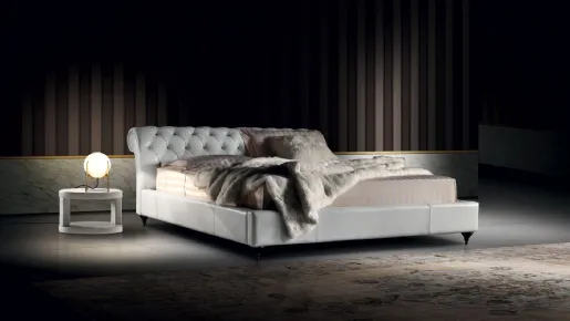 Letto con testiera capitonnè George di Lof's